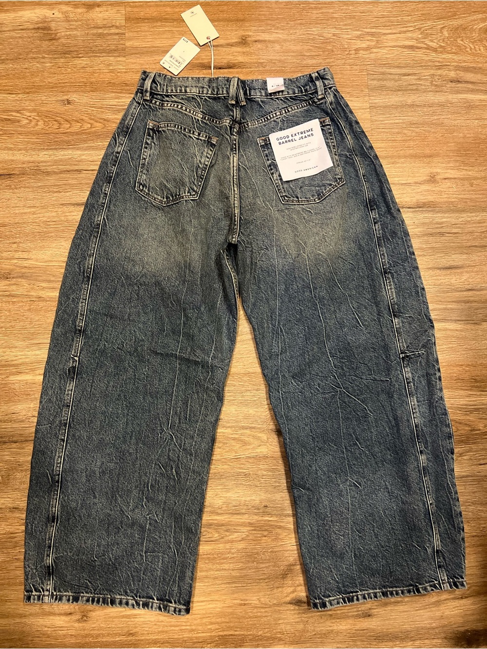 Good American Extreme Barrel Jeans - Picture 5 of 5